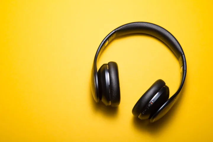 Căști over-ear wireless, sunet excelent