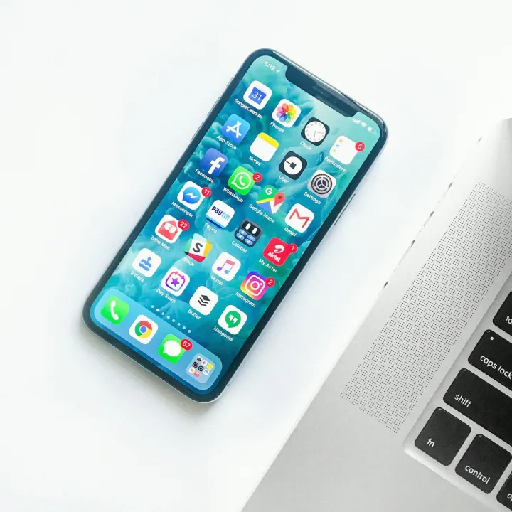 iPhone 13 128GB, stare foarte bună